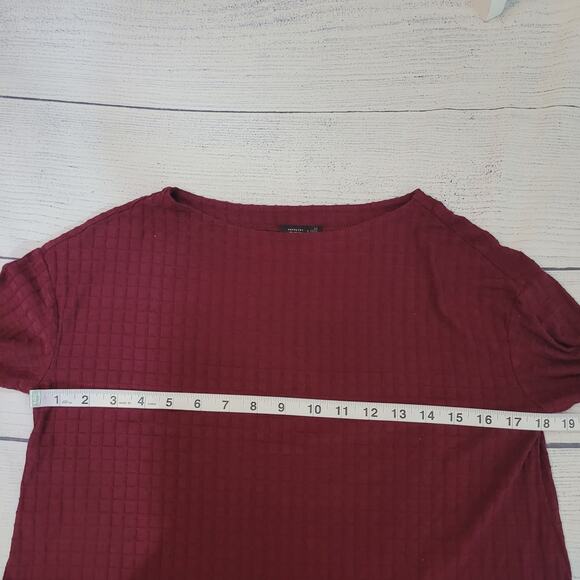 J. Jill	Size	XS Wearever Collection Square Design 3/4 Sleeve Maroon Tunic Top - Picture 8 of 9